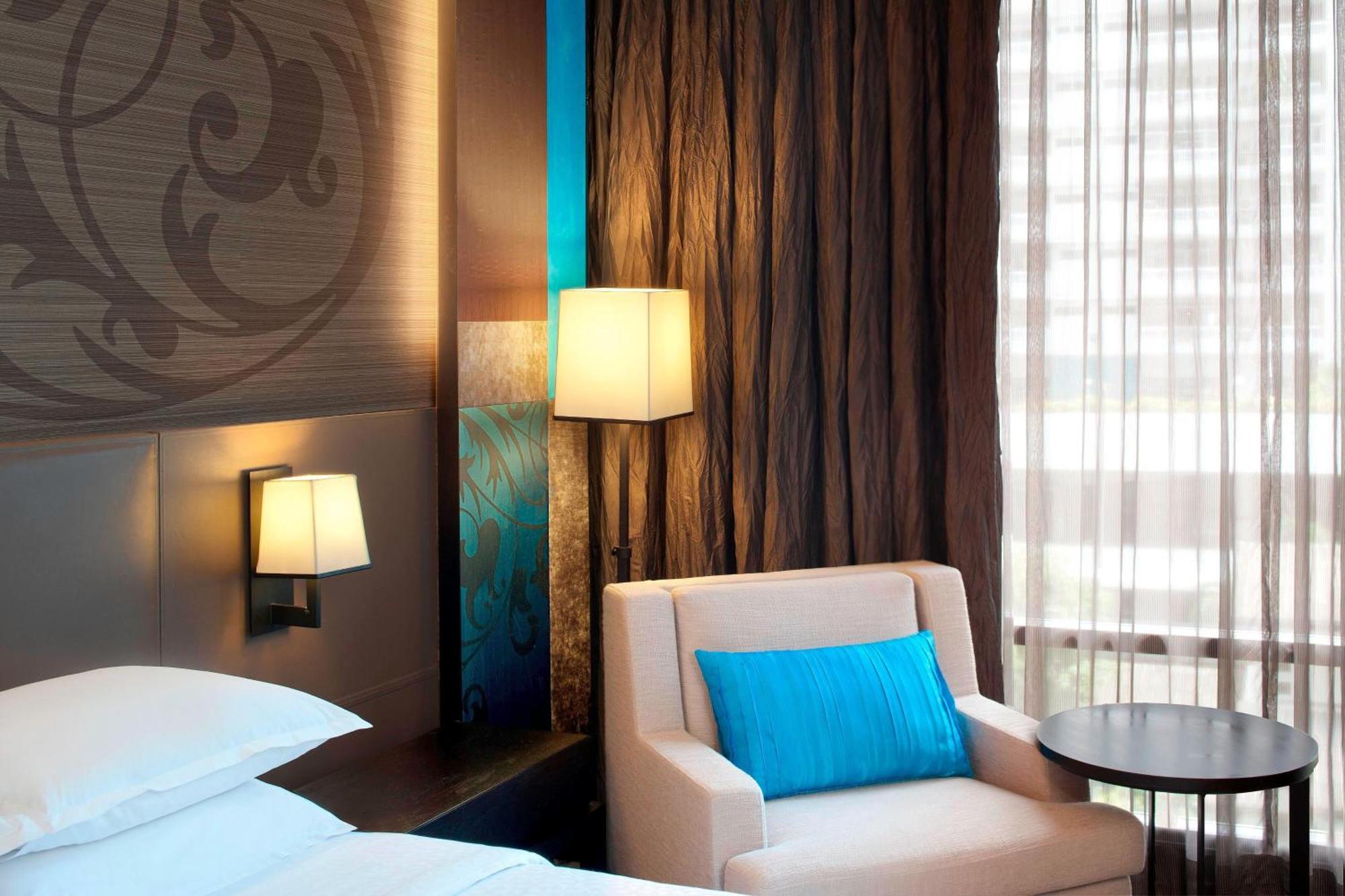 Four Points By Sheraton Bangkok, Sukhumvit 15 Zewnętrze zdjęcie